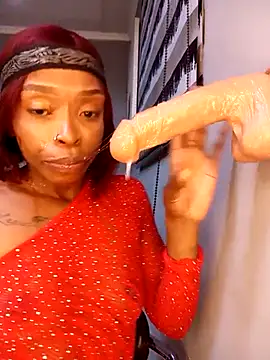 Snapshot of DickDiva1 chatting on March 2025 08:21:01 PM DickDiva1 online show from March 2025 08:21:01 PM