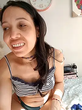 KimPielCanela online show from January 2025 02:43:01 PM