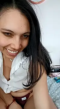 KimPielCanela online show from January 2025 05:58:01 PM
