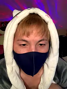 Snapshot of KEI_96 chatting on December 2024 12:40:02 PM KEI 96 online show from December 2024 12:40:02 PM