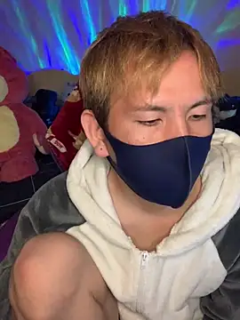 Snapshot of KEI_96 chatting on December 2024 01:51:02 PM KEI 96 online show from December 2024 01:51:02 PM