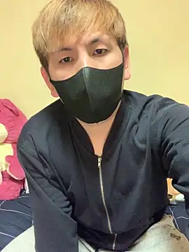 Snapshot of KEI_96 chatting on February 2025 12:38:02 PM KEI 96 online show from February 2025 12:38:02 PM