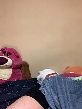 Snapshot of KEI_96 chatting on February 2025 01:43:01 PM KEI 96 online show from February 2025 01:43:01 PM