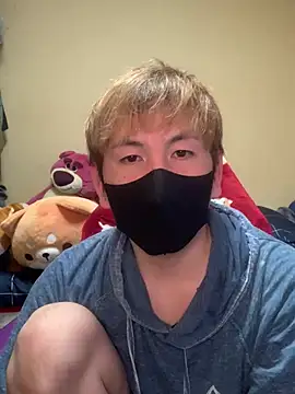 Snapshot of KEI_96 chatting on February 2025 12:39:02 PM KEI 96 online show from February 2025 12:39:02 PM