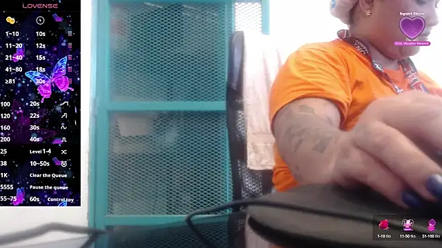 Snapshot of Gabycutee chatting on October 2025 08:40:01 PM Gabycutee online show from October 2025 08:40:01 PM