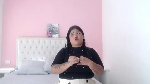 Gabycutee online show from February 2026 07:45:01 PM