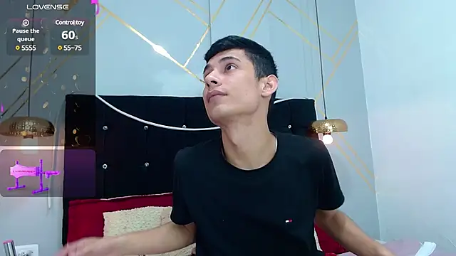 Oliver king sex online show from January 2025 04:37:02 PM