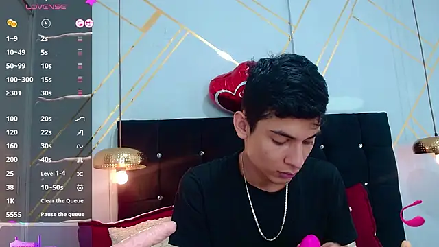 Oliver king sex online show from March 2025 05:50:02 PM