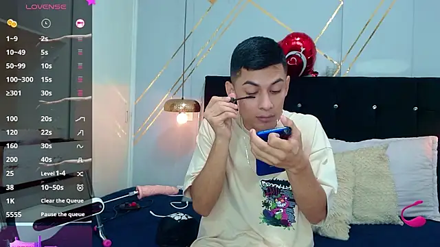 Oliver king sex online show from March 2025 05:38:02 PM