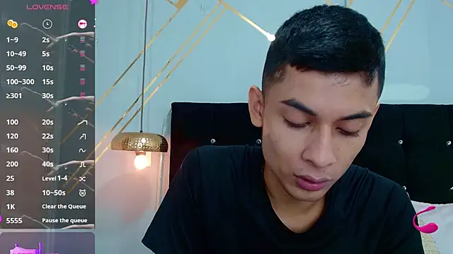 Oliver king sex online show from March 2025 05:42:02 PM