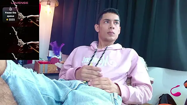 Oliver king sex online show from September 2025 04:43:02 PM