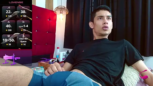 Oliver king sex online show from October 2025 03:23:02 PM