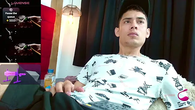 Oliver king sex online show from November 2025 04:18:01 PM