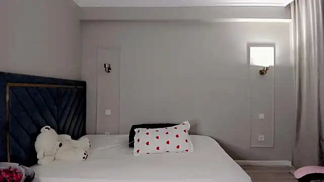 Snapshot of oxxx_me chatting on November 2025 07:51:01 AM oxxx me online show from November 2025 07:51:01 AM