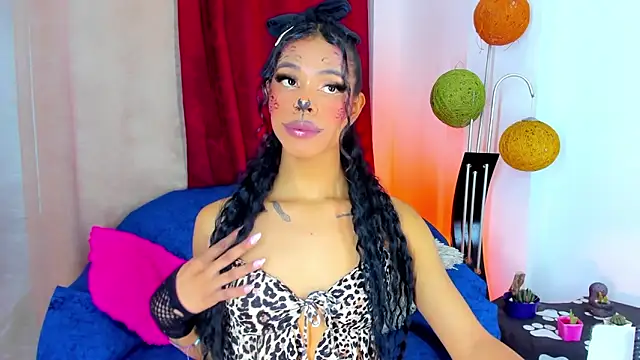 bloom444 online show from October 2025 11:38:01 PM