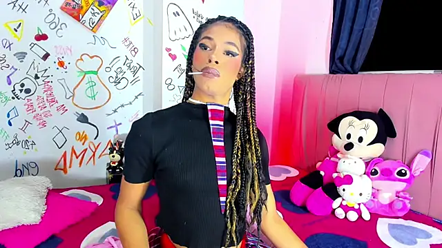 bloom444 online show from February 2026 03:59:01 AM