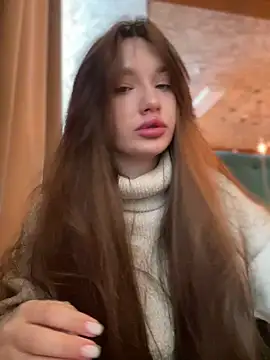 Holly Molii online show from December 2024 05:10:02 AM