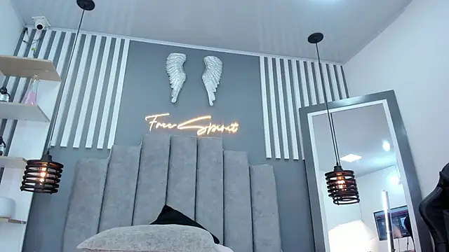 Snapshot of Sofi_ramos chatting on December 2024 10:35:02 PM Sofi ramos online show from December 2024 10:35:02 PM
