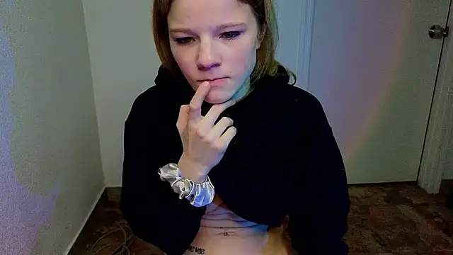 foxy ana13 online show from March 2025 04:14:01 AM