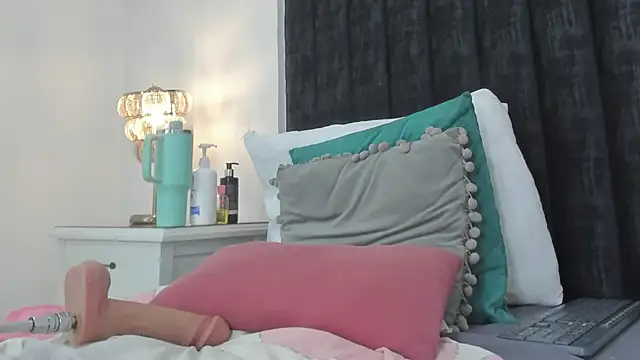 SamanthaBrown69 online show from October 2025 03:49:01 AM