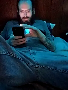 RobStrokes215 online show from March 2026 07:19:01 AM