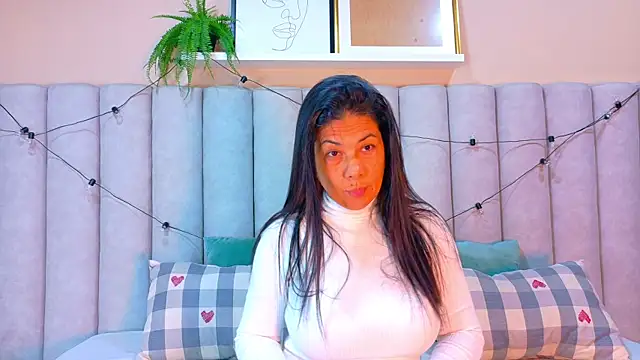 JaylaScott   online show from December 2025 11:39:02 AM