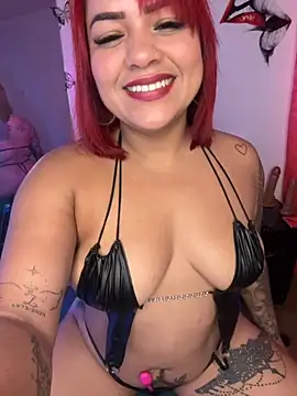 Snapshot of EmmaHot chatting on November 2025 12:04:01 PM EmmaHot online show from November 2025 12:04:01 PM