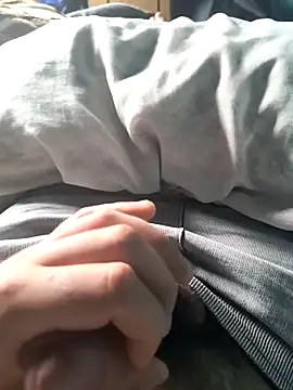 paudeliciosoo online show from November 2025 03:35:01 PM