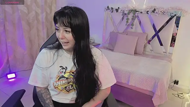 hina tay online show from April 2026 03:22:01 AM