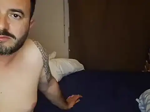 Snapshot of CaroAndMarc chatting on March 2025 09:15:01 PM CaroAndMarc online show from March 2025 09:15:01 PM