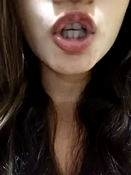 Snapshot of sabnam_69 chatting on March 2025 06:45:02 PM sabnam 69 online show from March 2025 06:45:02 PM