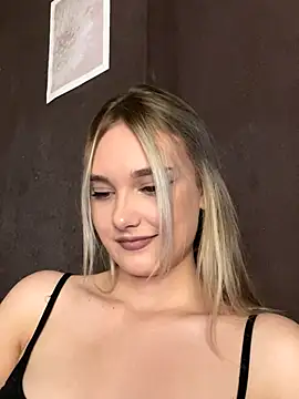 Alisa Rise online show from October 2025 02:34:01 PM