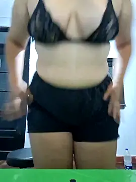 alexxaa96 online show from December 2024 02:45:02 AM