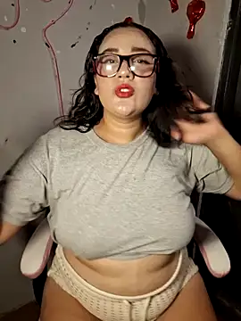 alexxaa96 online show from February 2025 03:00:02 AM