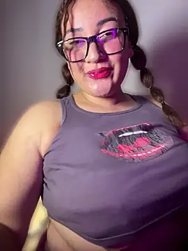 alexxaa96 online show from June 2026 03:07:01 AM
