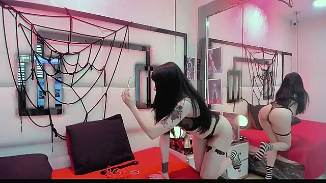 alixxon1 online show from March 2026 02:33:02 PM