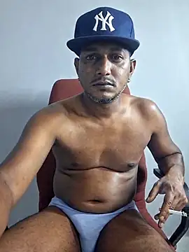 dmancams1874 online show from October 2025 01:22:01 PM