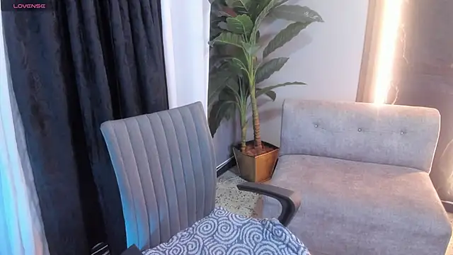 hannaa jhoonson online show from February 2026 04:57:02 AM