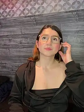 kamel-ayesha online show from December 2024 11:56:02 AM