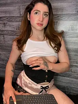 kamel-ayesha online show from January 2025 03:28:02 PM