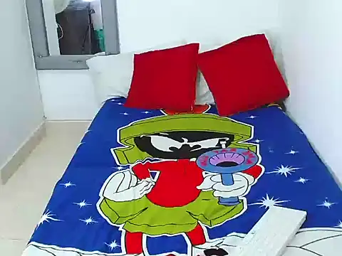 Snapshot of Velk_hot chatting on November 2025 08:30:02 PM Velk hot online show from November 2025 08:30:02 PM