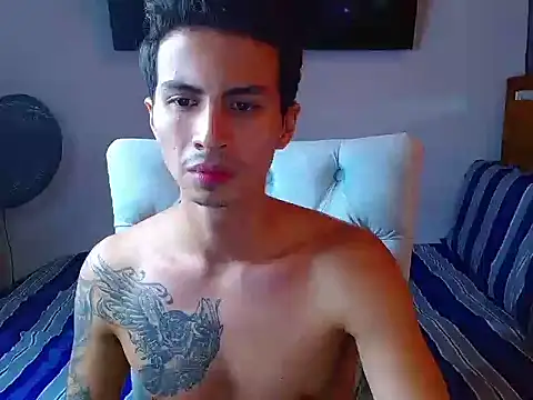 Snapshot of Velk_hot chatting on April 2026 07:07:02 PM Velk hot online show from April 2026 07:07:02 PM