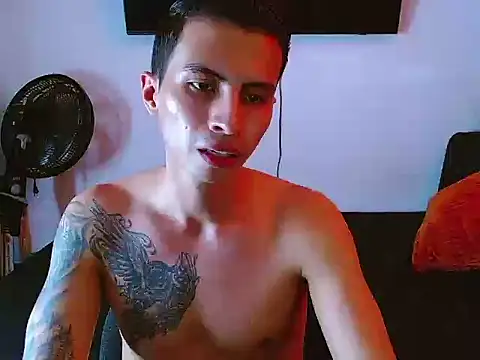 Snapshot of Velk_hot chatting on May 2026 07:08:02 PM Velk hot online show from May 2026 07:08:02 PM