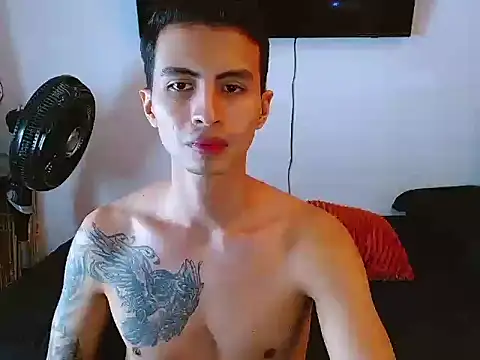 Snapshot of Velk_hot chatting on May 2026 02:45:01 PM Velk hot online show from May 2026 02:45:01 PM