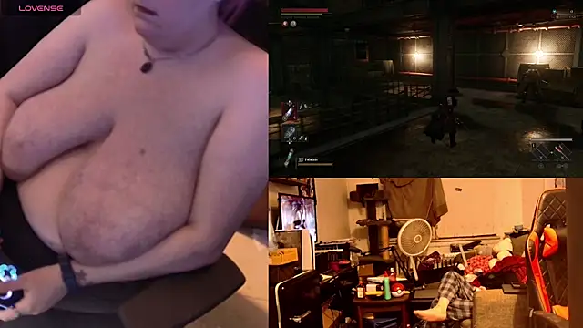 Snapshot of LadyLunakiri chatting on January 2025 07:17:02 AM LadyLunakiri online show from January 2025 07:17:02 AM