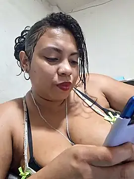 Snapshot of sexypaula-latina4u chatting on December 2024 12:01:01 AM sexypaula-latina4u online show from December 2024 12:01:01 AM
