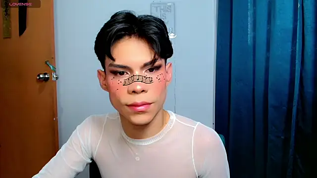 femboykeene online show from April 2026 10:25:02 PM