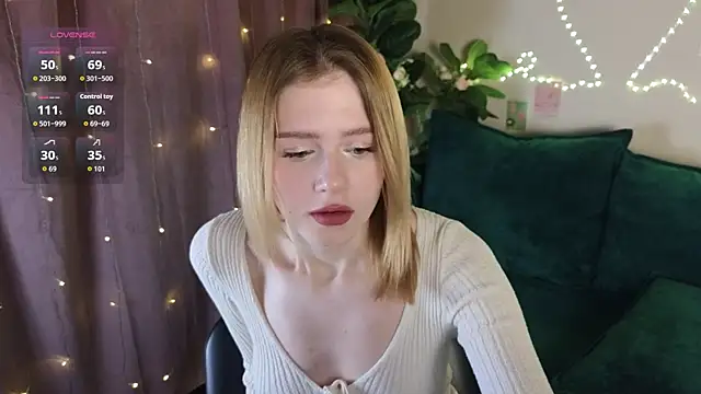 Snapshot of jenny_bunny_ chatting on January 2026 01:29:01 AM jenny bunny online show from January 2026 01:29:01 AM