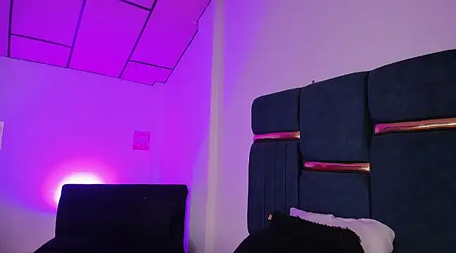 Snapshot of fulfill_fantasies1 chatting on January 2025 12:25:02 AM fulfill fantasies1 online show from January 2025 12:25:02 AM