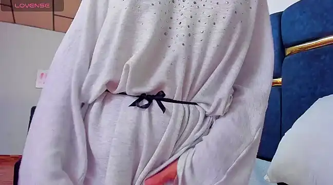 Snapshot of fulfill_fantasies1 chatting on January 2025 06:54:01 AM fulfill fantasies1 online show from January 2025 06:54:01 AM